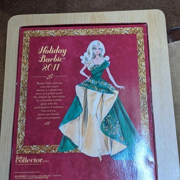 2011 Holiday Barbie Doll New Barbie Collector NIB - Picture 2 of 8